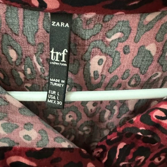 Zara women’s top NWOT animal print size large - Picture 13 of 16